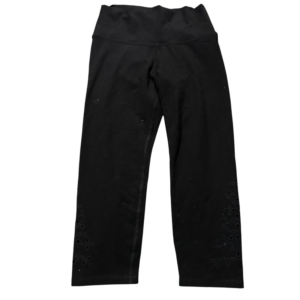 Old Navy Active Balance Legging Black Eyelet Cutout Capri Yoga Pants Medium